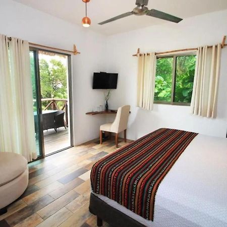 Hotel Pancho Villas Bacalar - Kayyaks Gratis المظهر الخارجي الصورة